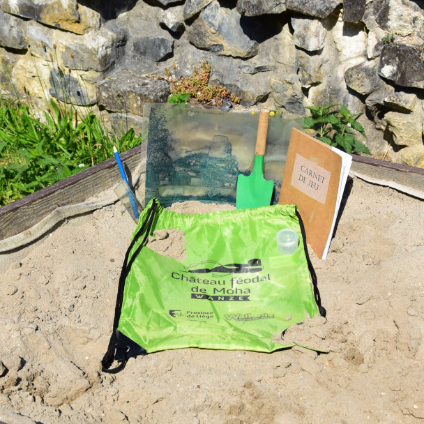 Un kit de jeux du château de Moha